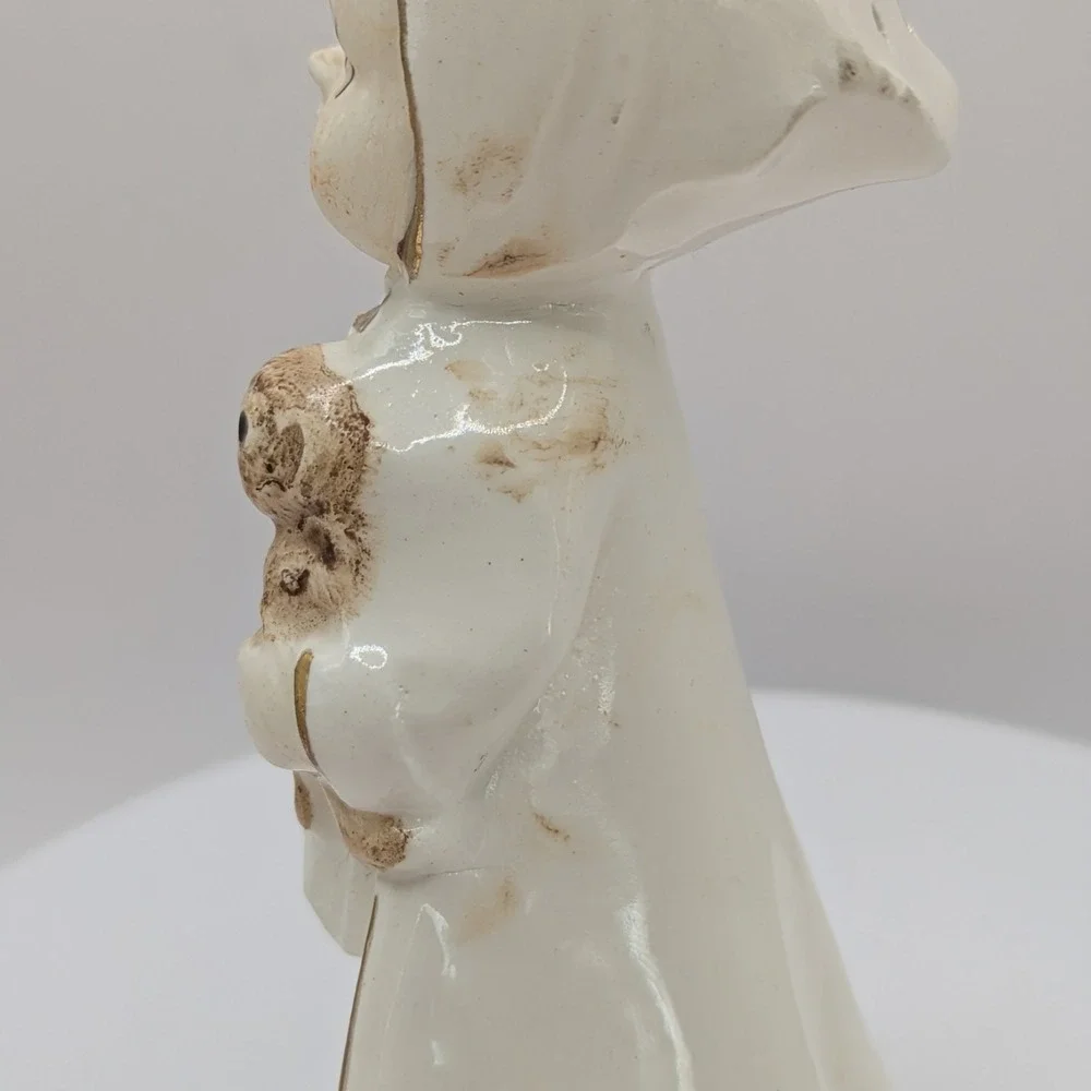 Vintage Victoria Ceramic Bor Girl Salt And Pepper‎ Shakers Umbrella Teddy Bear